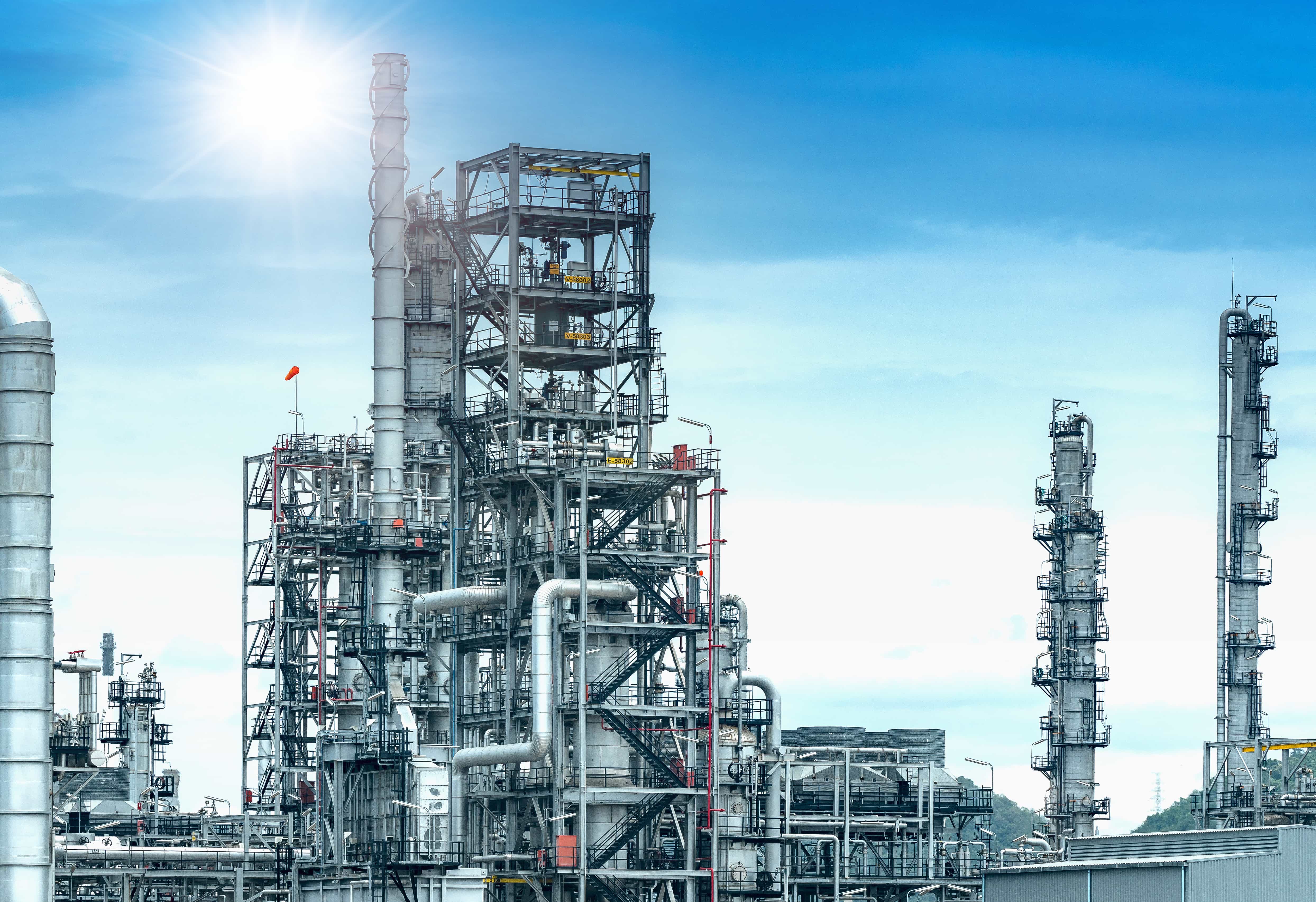 Integrated Electrical Control and Instrumentation Solution for Oil and Petrochemical Industries